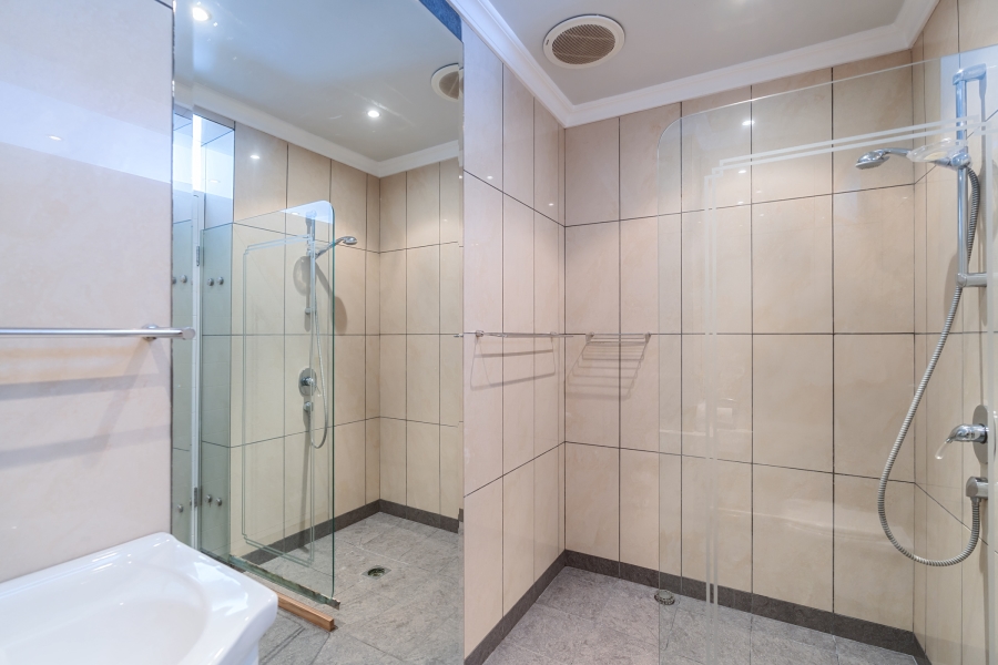 2 Bedroom Property for Sale in Bantry Bay Western Cape